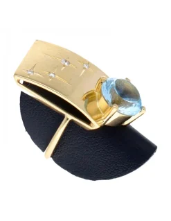 Anillo con diseño cuadrado y agua marina oro amarillo 18kl