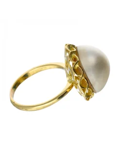 Anillo con perla oro amarillo 18kl