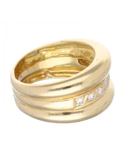 Anillo con una tira de brillantes en horizontal oro amarillo 18kl