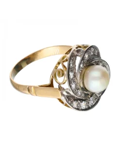 Anillo con zirconitas y perla diseño vintage oro amarillo 18kl