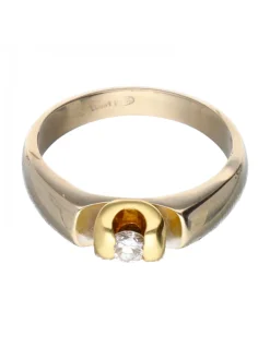 Anillo de oro 18 kl con diamante en el centro solitario
