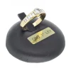 Anillo de oro amarillo 18 K con diseño y brillantes