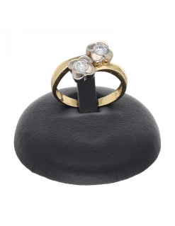 Anillo de oro amarillo 18 K con diseño de flores y circonitas