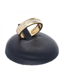 Anillo de oro amarillo 18 K con diseño y brillantes