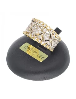 Anillo de oro amarillo 18 K con diseño y circonitas