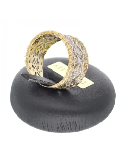 Anillo de oro amarillo 18 K con diseño y circonitas