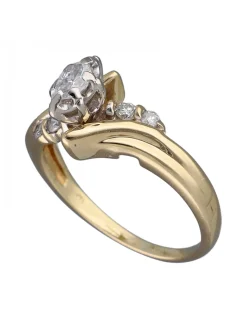 Anillo de Oro amarillo, diseño de compromisos con brillantes