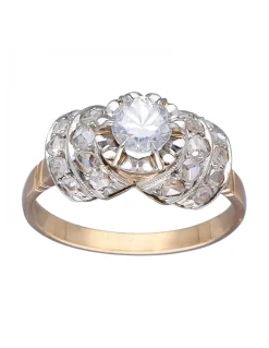 Anillo de Oro amarillo 18K con diseño y Brillantes