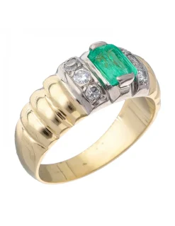 Anillo de Oro amarillo 18K con diseño, brillantes y Esmeralda Sintética