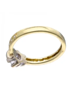 Anillo de Oro amarillo 18K con diseño y Circonitas