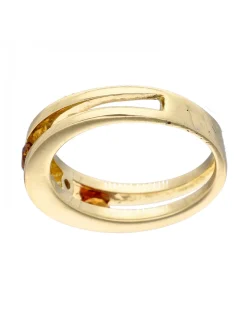 Anillo de oro amarillo 18K con diseño y piedras sintéticas