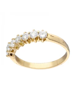 Anillo de oro amarillo 18K con diseño y brillantes