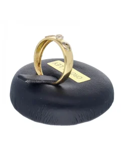 Anillo de oro amarillo 18K con diseño