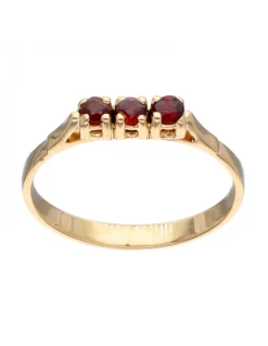 Anillo de oro amarillo 18K con diseño y piedras sintéticas