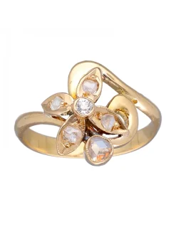 Anillo de Oro amarillo 18K con diseño de Flor y Brillantes