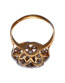 Anillo de Oro amarillo y blanco con diseño Flor y Brillantes