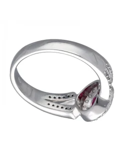 Anillo de Oro blanco 18K con diseño Rubí y Brillantes