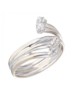 Anillo de Oro blanco 18K con diseño y Circonitas