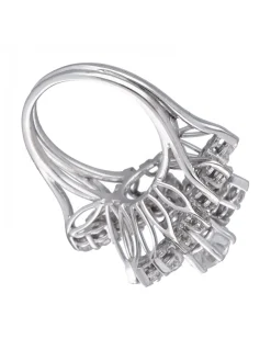 Anillo de Oro blanco 18K con diseño y Brillantes