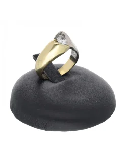 Anillo de oro blanco y amarillo 18 K con diseño y brillante