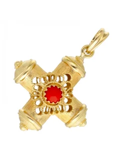 Colgante cruz con coral oro amarillo 18kl