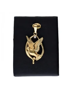 Colgante de oro amarillo 18K con diseño de ave volando y zircón