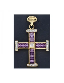 Colgante de oro amarillo 18 Kl con diseño de cruz circonitas circundantes y piedras sintéticas