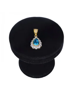 Colgante de oro amarillo 18 Kl con diseño de gota piedra sintética central y circonitas circundantes