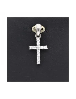 Colgante de oro blanco 18 Kl con diseño de cruz y circonitas circundantes