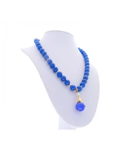 Gargantilla de oro amarillo con bolas azules y colgante Foca sobre bola azul y Perla