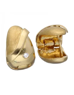 Pendientes de oro amarillo 18 Kl con diseño y zircones