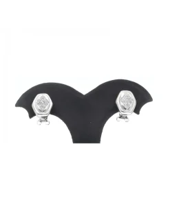 Pendientes de oro blanco 18 Kl con diseño y brillantes circundantes