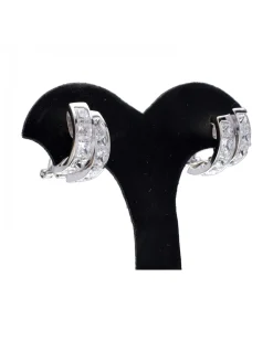 Pendientes de oro blanco 18K con diseño y circonitas