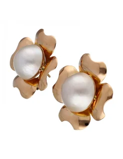 Pendientes de Oro con diseño de Flor y Perlas