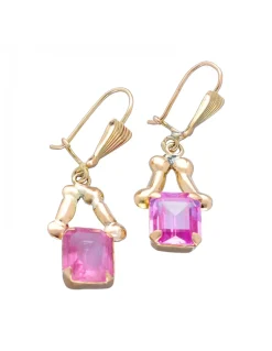 Pendientes en Oro amarillo 18K con diseño y Piedra Sintéticas